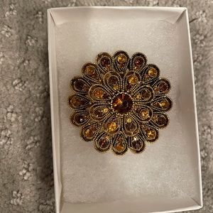 Vintage Amber Tone Floral  round brooch